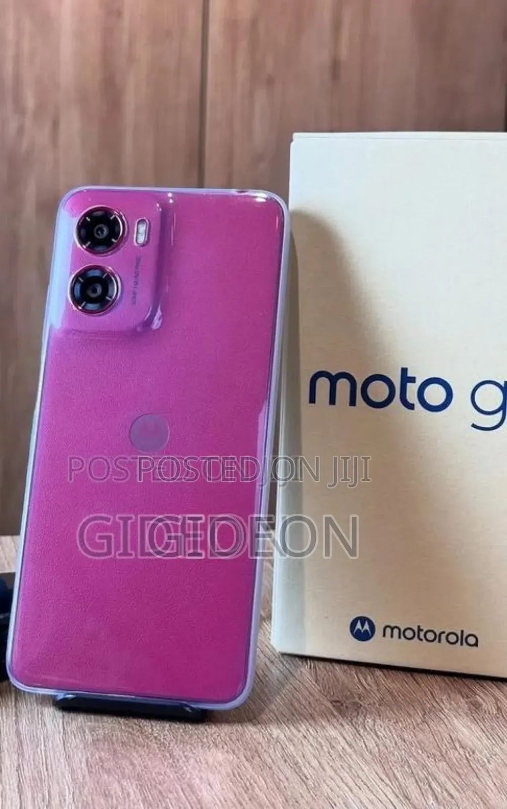 New Motorola Moto G05 256 GB Red