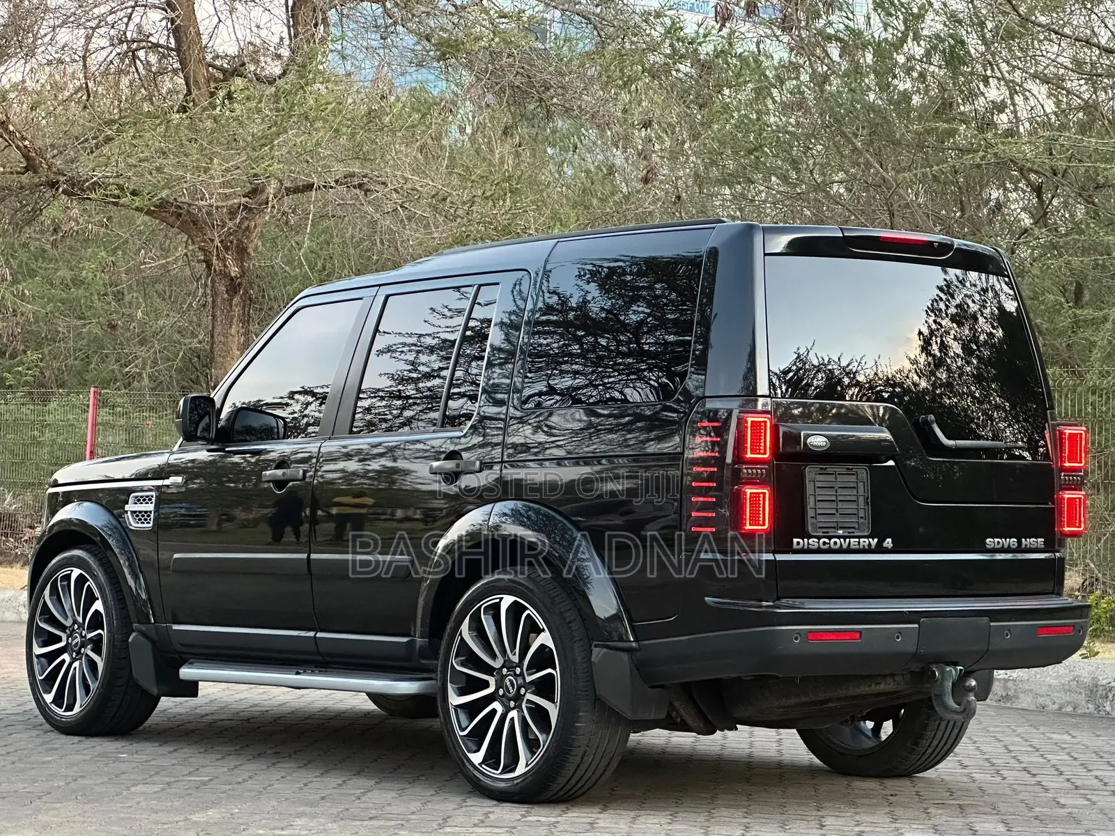 Land Rover Discovery 2014 Black
