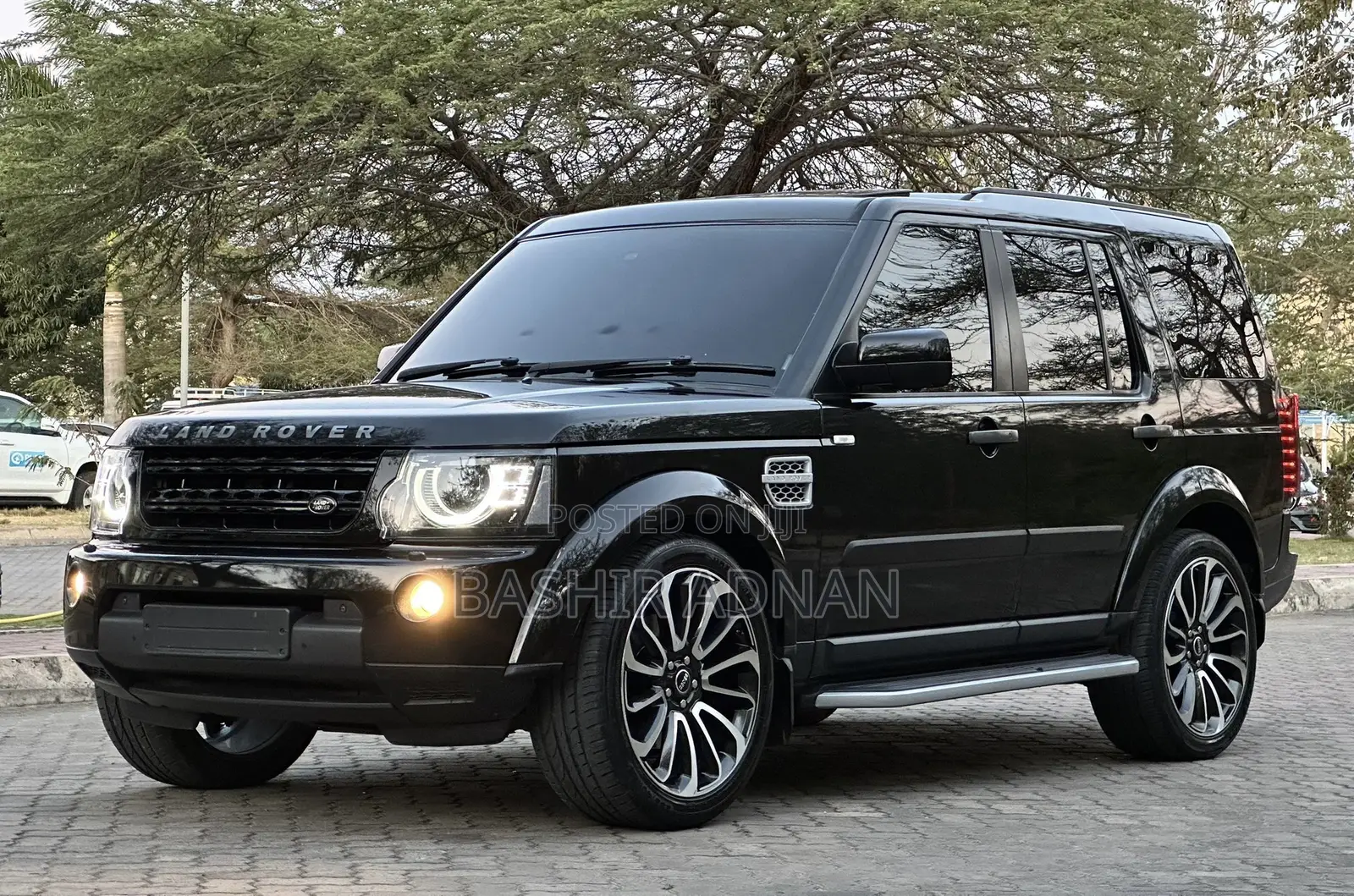 Land Rover Discovery 2014 Black