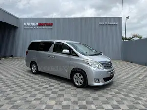 Toyota Alphard 2.4 Petrol FWD 2014 Silver