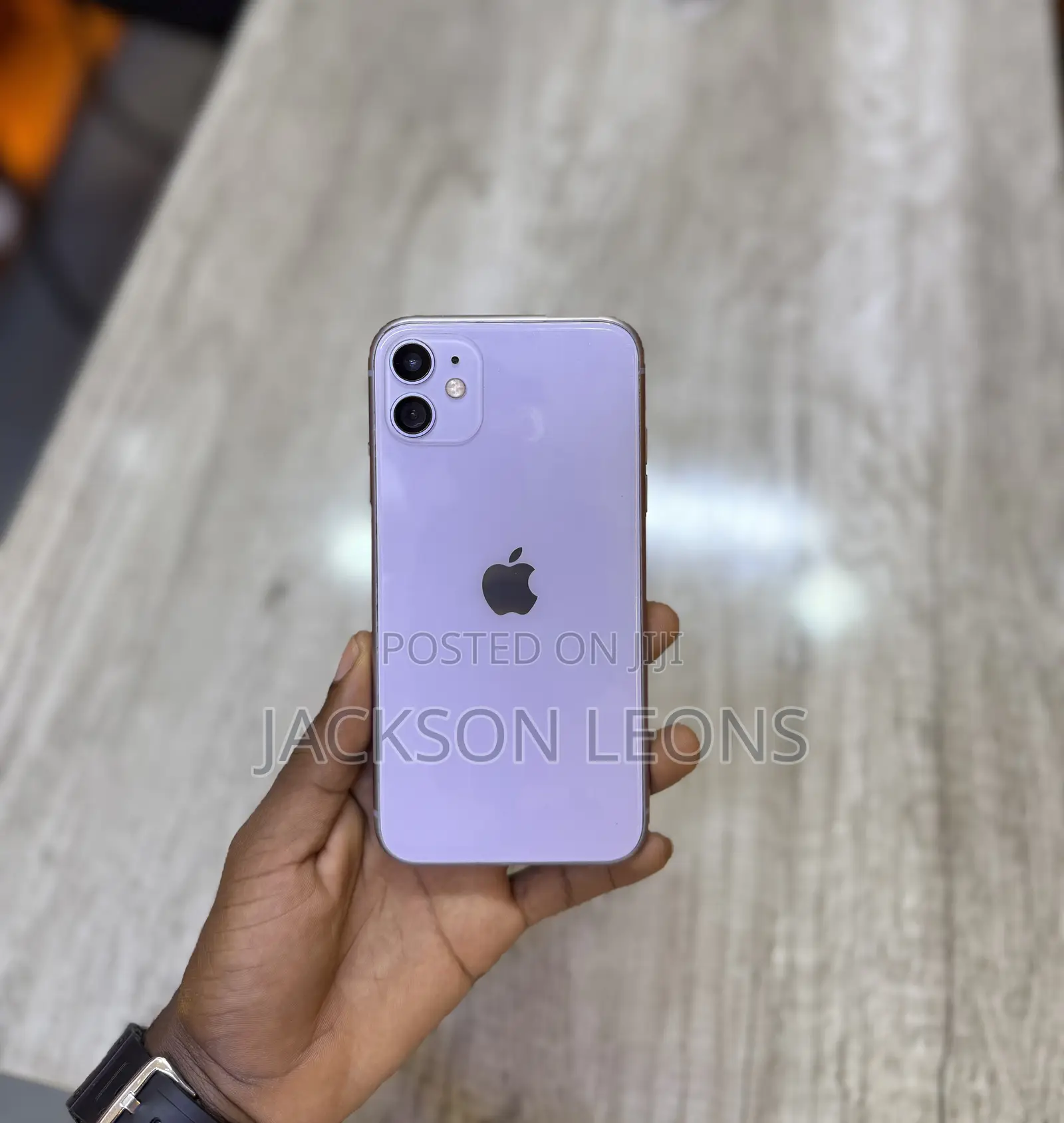 Apple iPhone 11 64 GB Purple