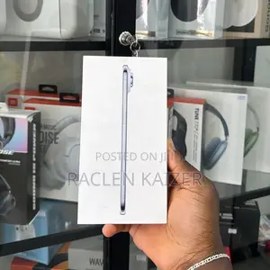 New Apple iPhone Air 256 GB Blue