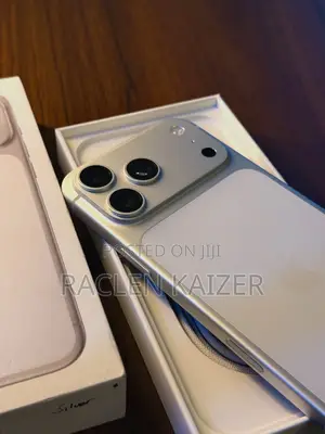 New Apple iPhone 17 Pro Max 512 GB Silver
