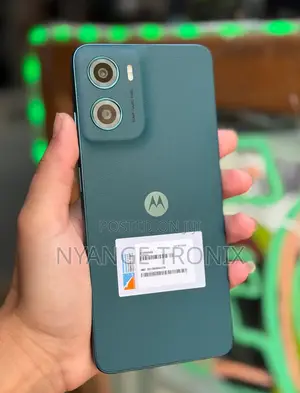 New Motorola Moto G05 128 GB Gray