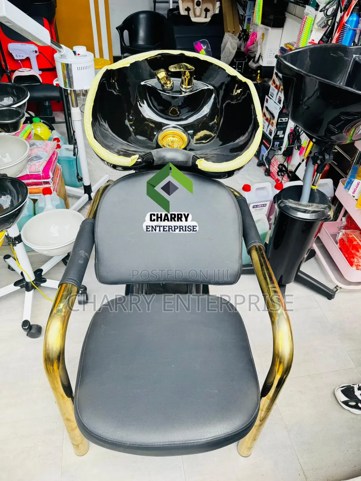 Luxury and Classic Salon Full Set Washing Chair and Ceramic Sink
