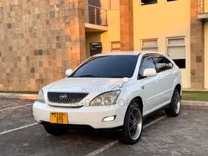 Toyota Harrier 2006 White
