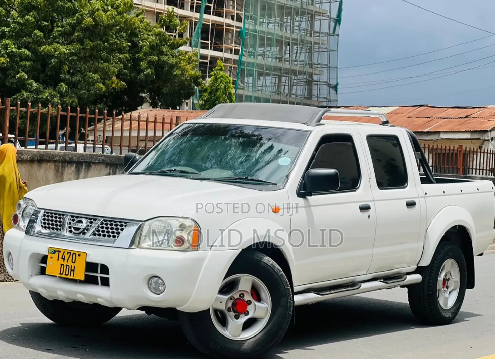 Nissan Hardbody 2010 White