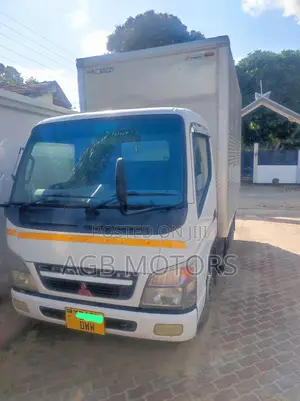Mitsubishi Canter 2006 White