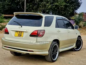 Toyota Harrier 2003 White