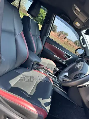 New Toyota Fortuner 2.8 D AWD 2024 Silver
