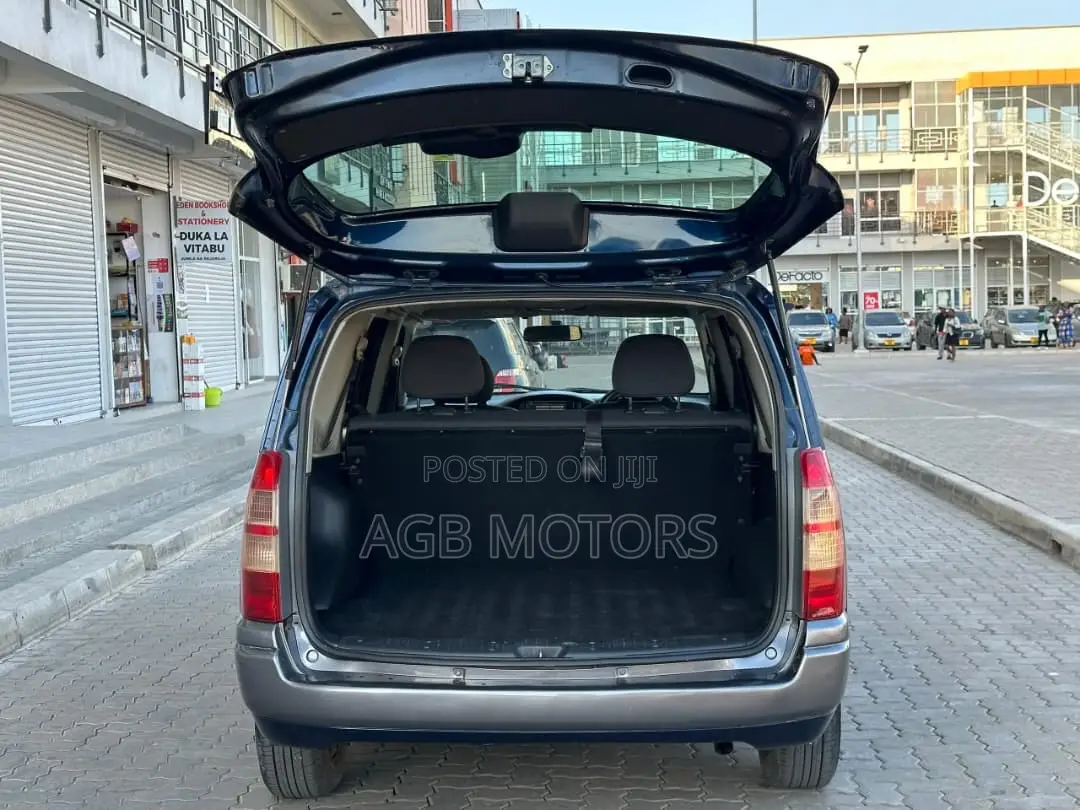 Toyota Probox 2010 Blue