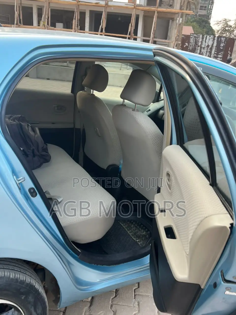 Toyota Vitz 2004 Blue