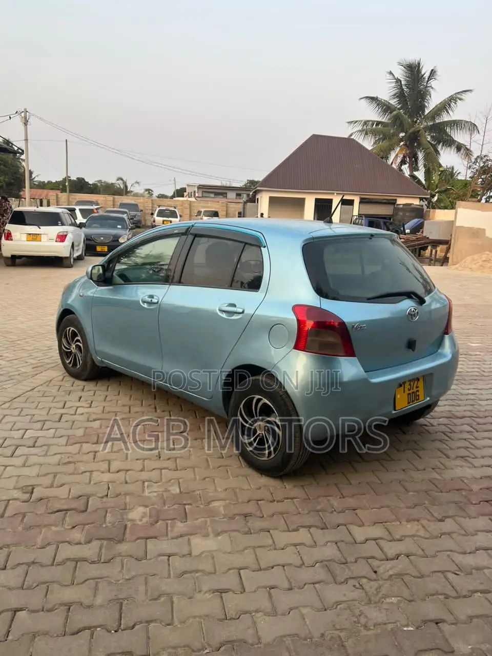Toyota Vitz 2004 Blue