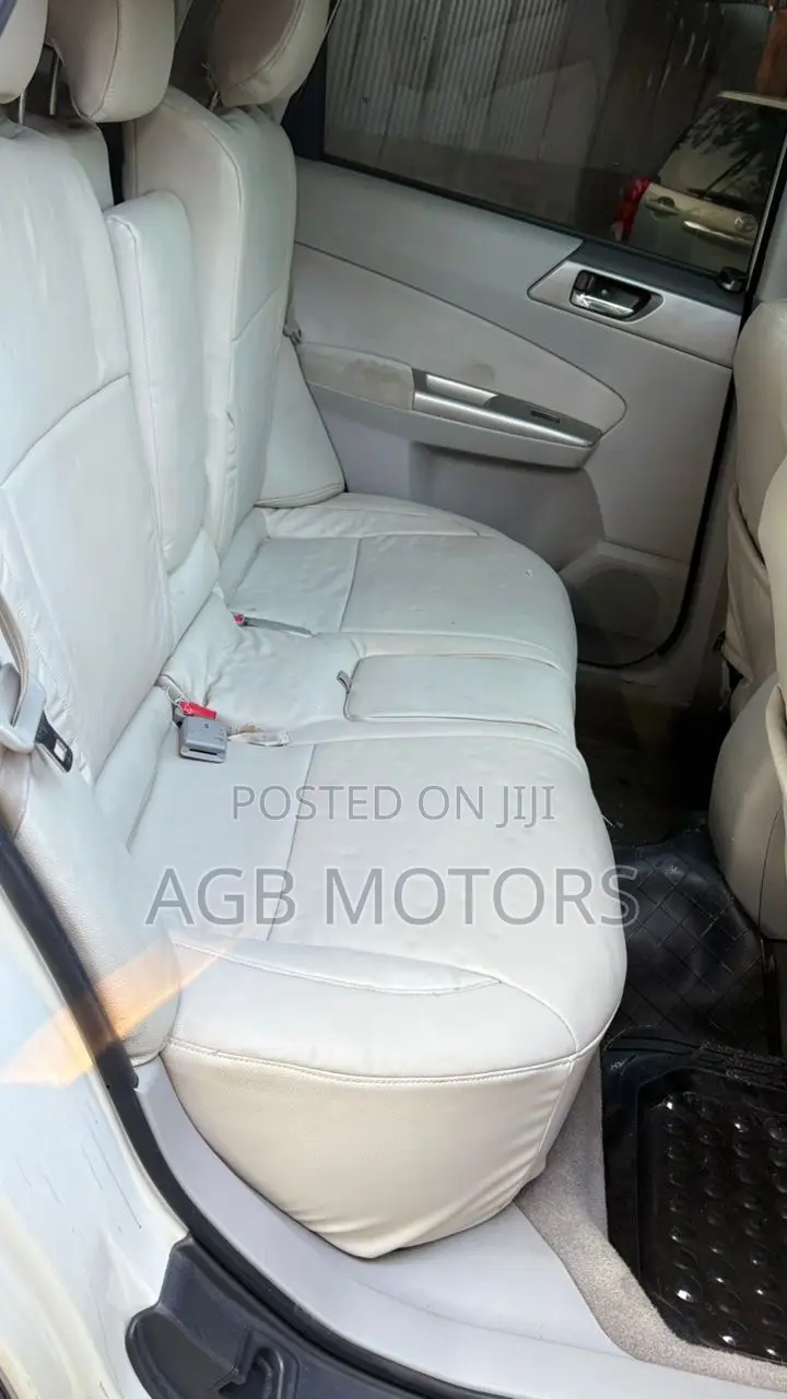 Subaru Forester 2009 White