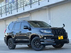 Toyota Land Cruiser Prado 2023 Black