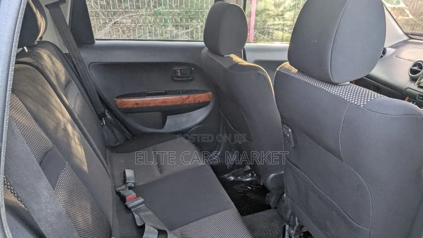 Toyota IST 2004 Black