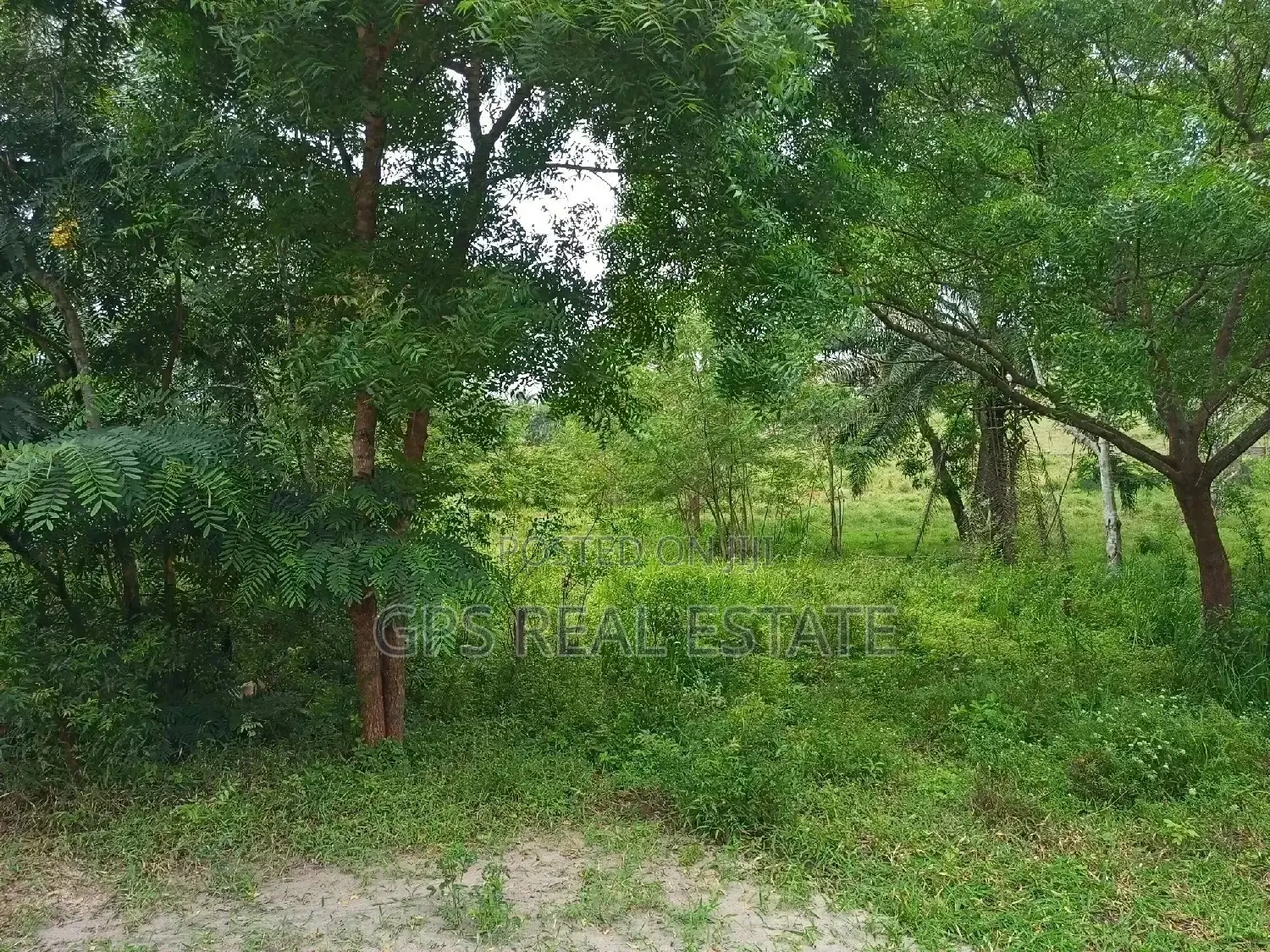 Kiwanja Kiwanja Kinauzwa