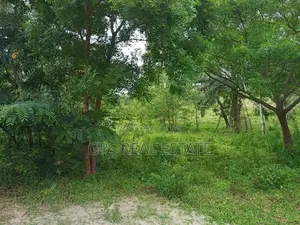 Kiwanja Kiwanja Kinauzwa