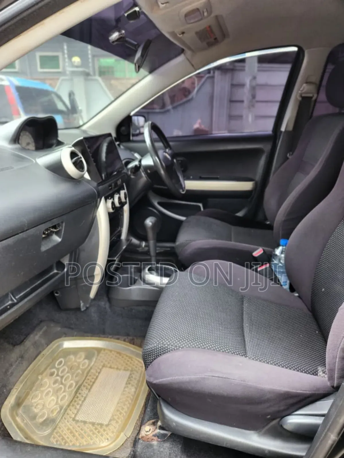Toyota IST 2003 Black