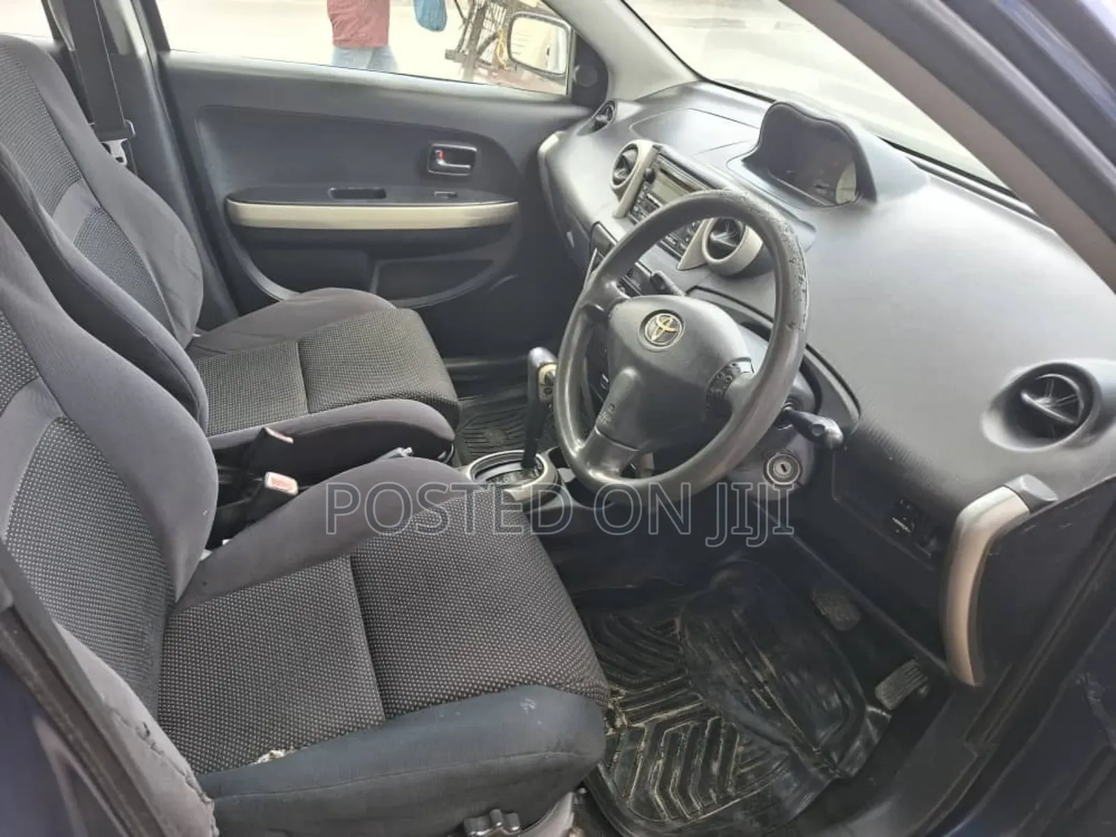 Toyota IST 2003 Black