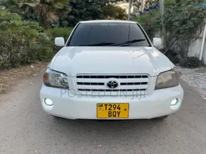 Toyota Kluger 2004 White