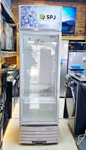 SPJ Showcase Fridge Model: SCCSTW-400c022. 329liter