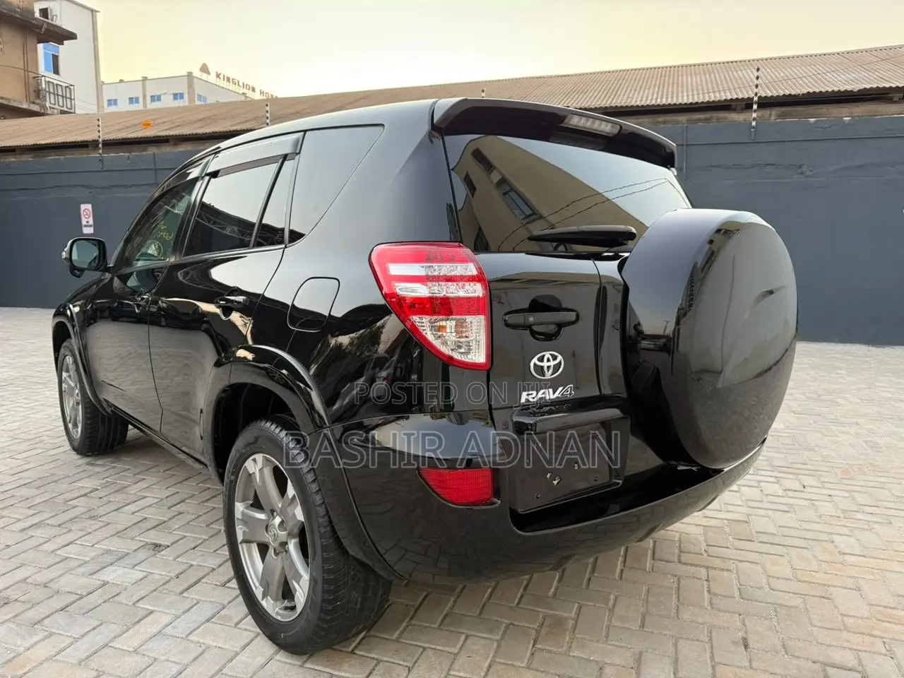 Toyota RAV4 2010 Black