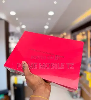 New Huawei Mate XT Ultimate Design 1 TB Red