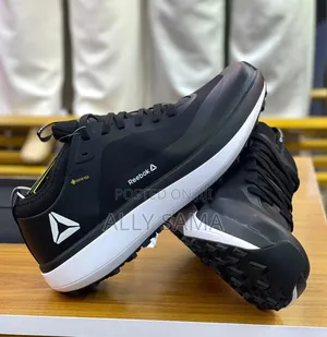Men's Sneakers Reebok Material Leather Canvas