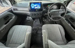 Toyota Noah 2004 White