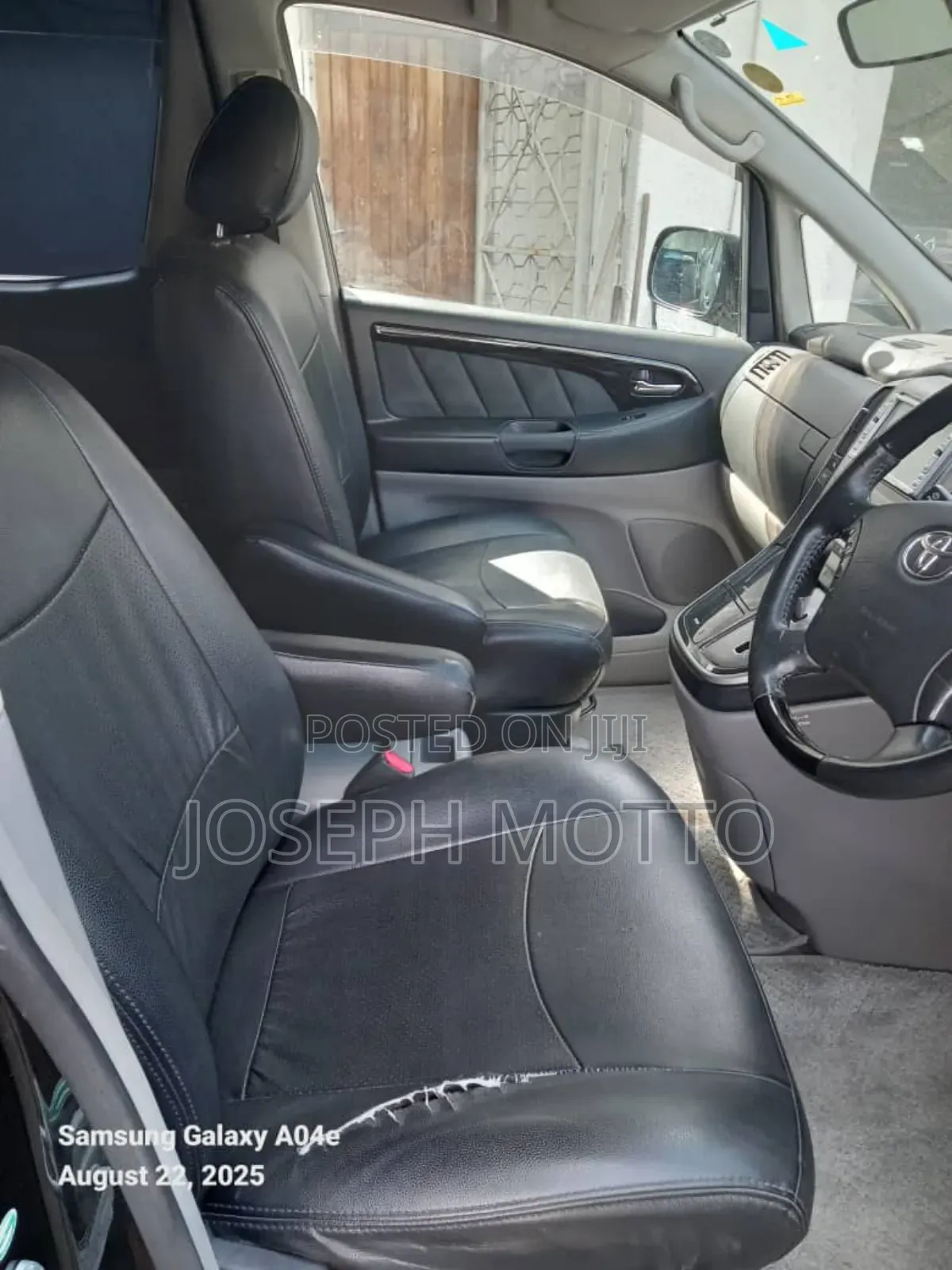Toyota Alphard 2.4 Petrol AWD 2007 Black
