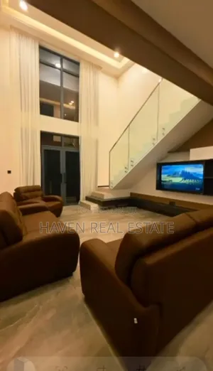 Furnished 3bdrm Duplex in Oyster Bay for rent