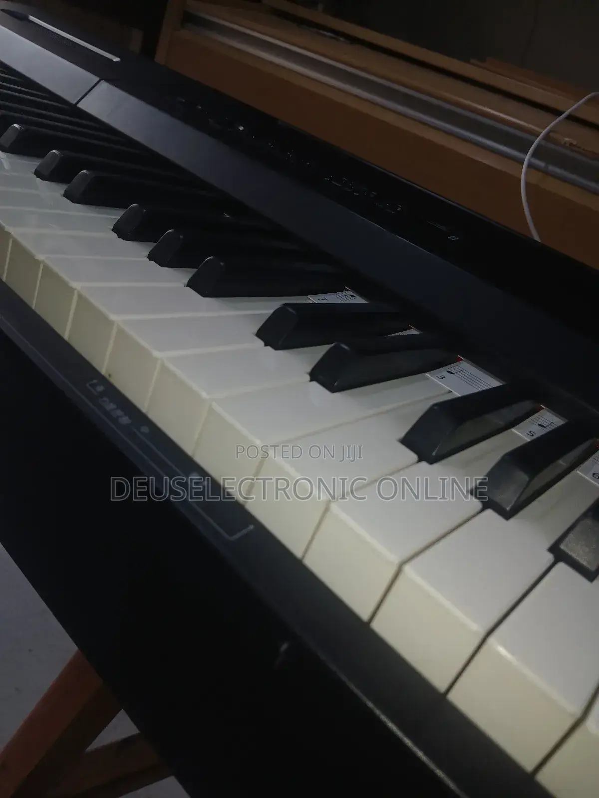 Electric Keyboards 88key Studio