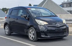 Toyota Ractis 1.3 FWD 2011 Black