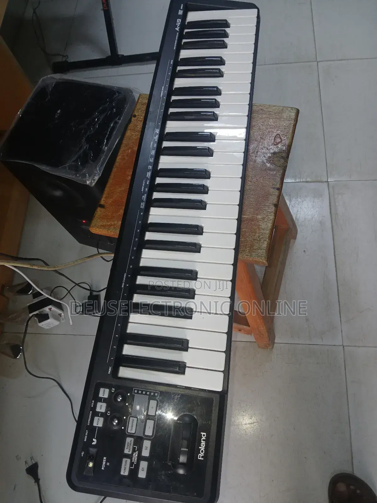 Electric Midi Keyboard Controller Roland