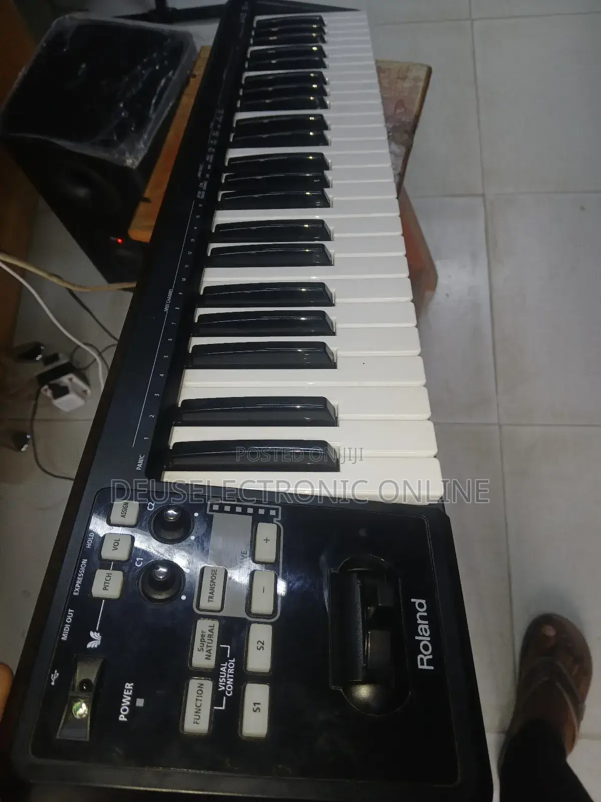 Electric Midi Keyboard Controller Roland