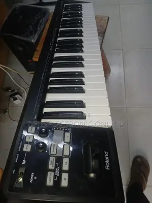 Electric Midi Keyboard Controller Roland