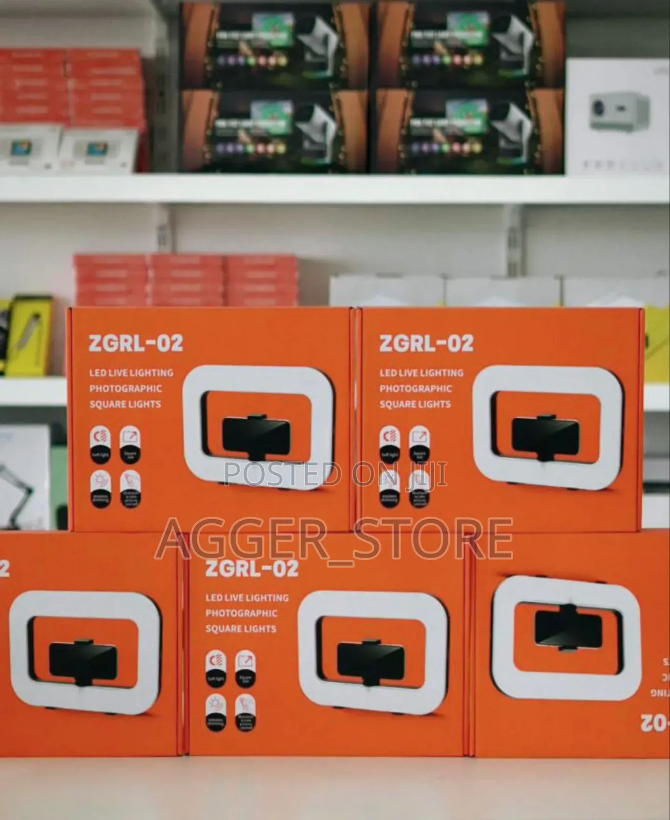 Z-GRL 02 Led Live Lighting Rechargeable Dimmng Range - 20w Mah 8000