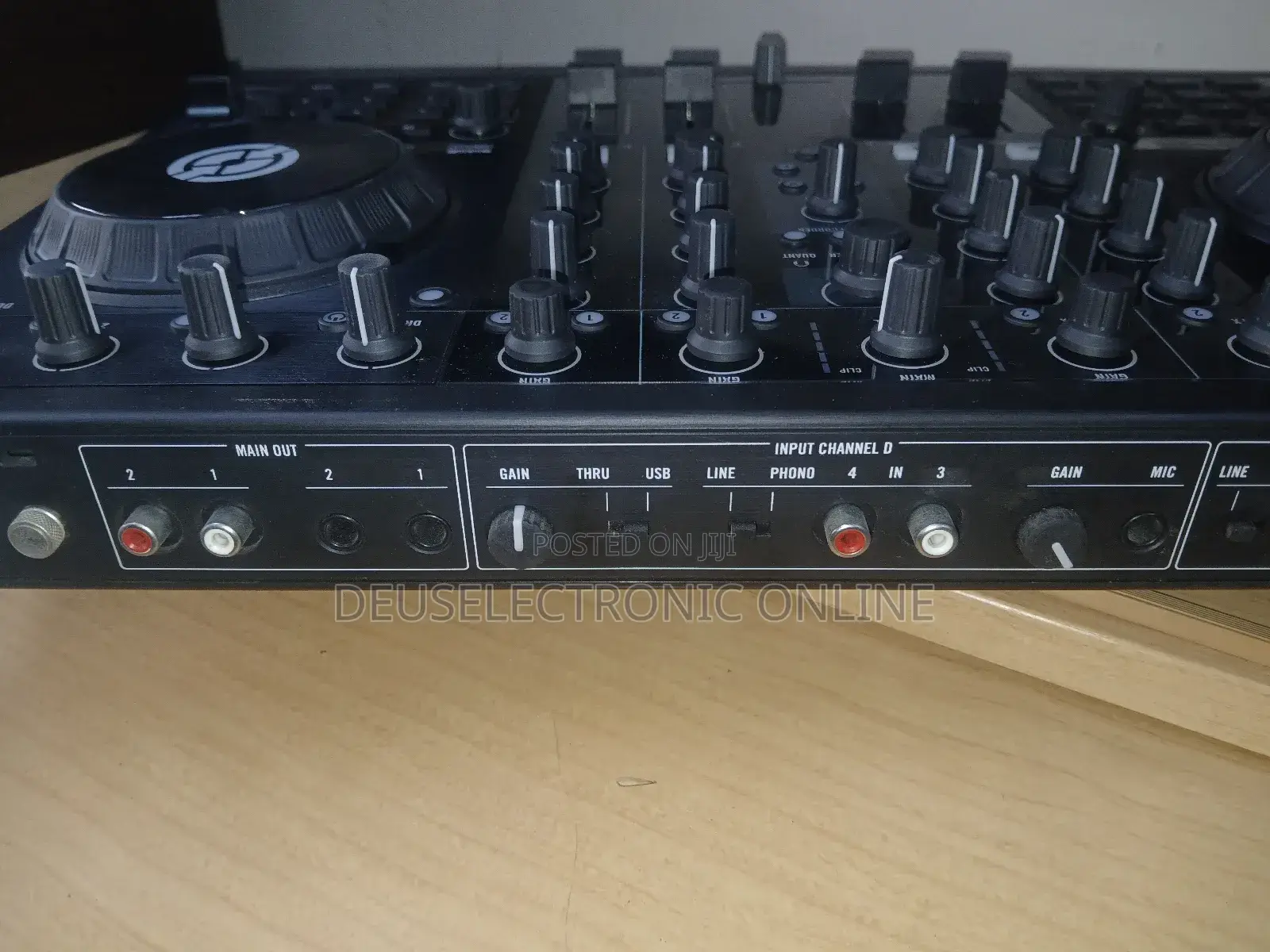 Electric Traktor Kontrol S4 Dj