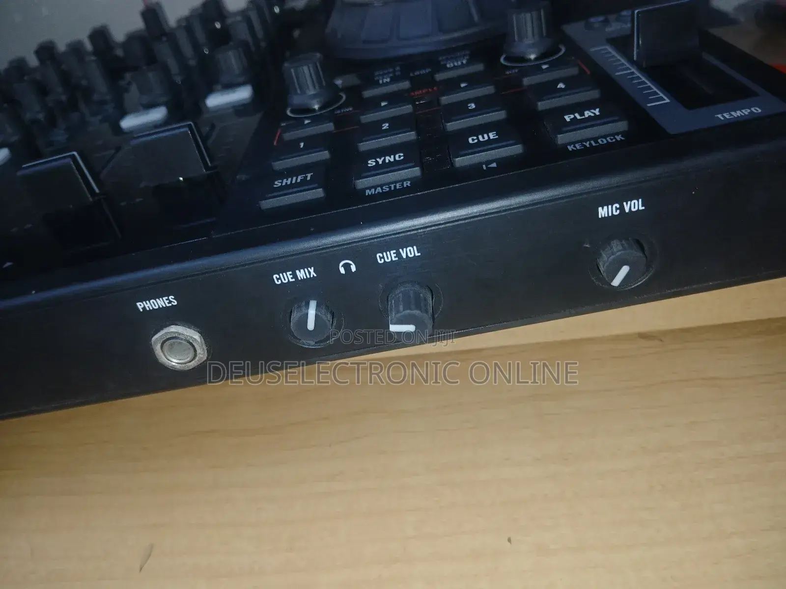 Electric Traktor Kontrol S4 Dj