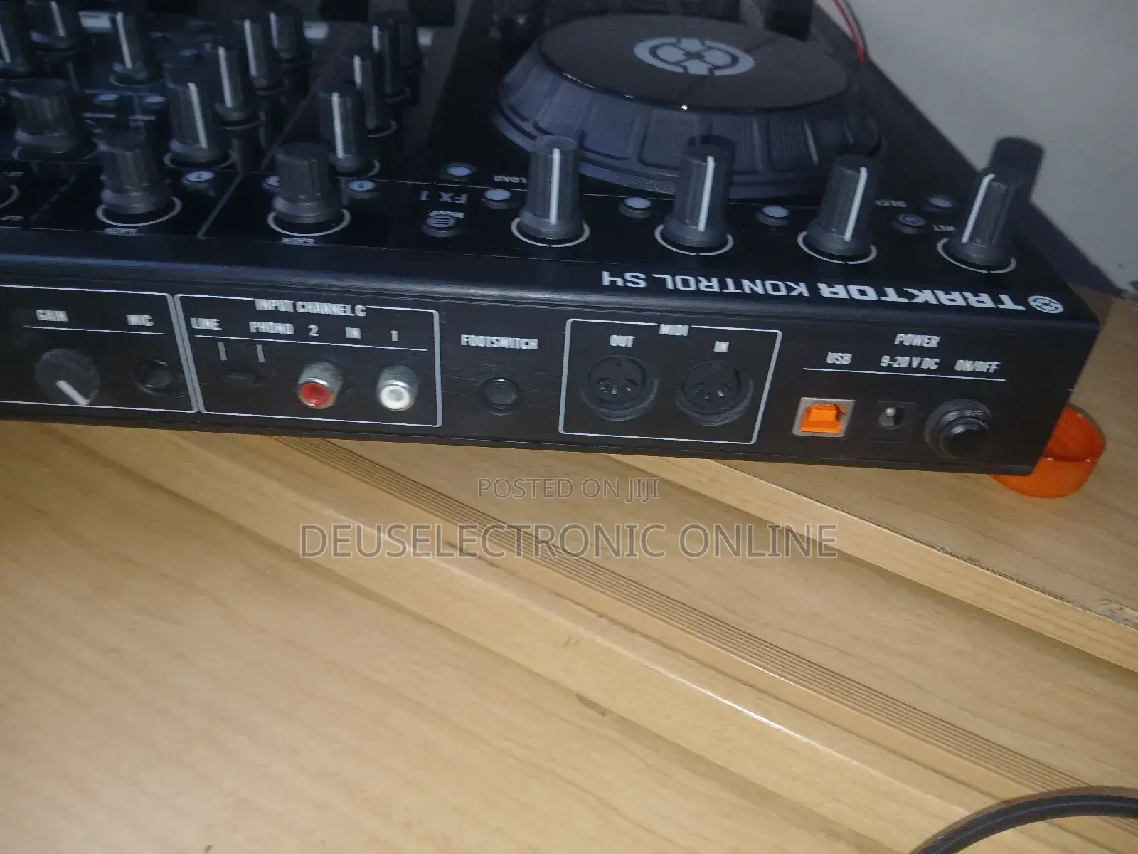 Electric Traktor Kontrol S4 Dj