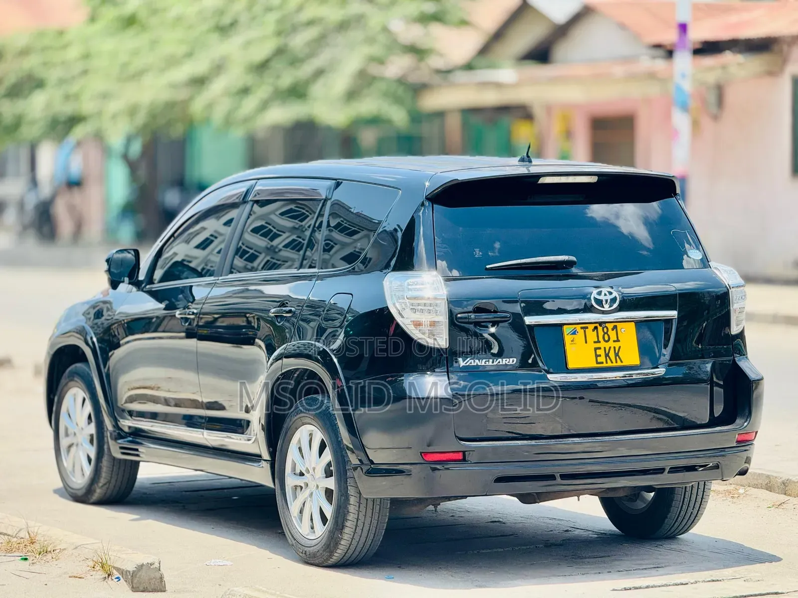 Toyota Vanguard 2013 Black