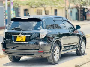 Toyota Vanguard 2013 Black