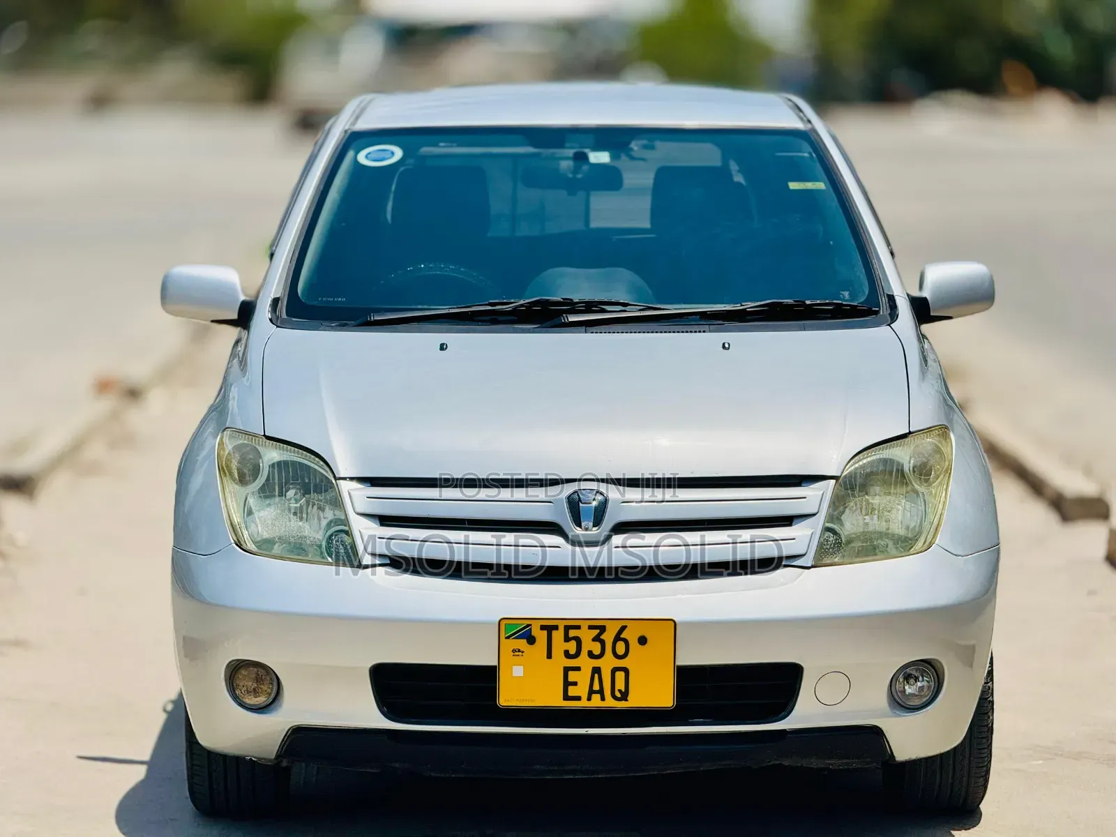 Toyota IST 2003 Silver