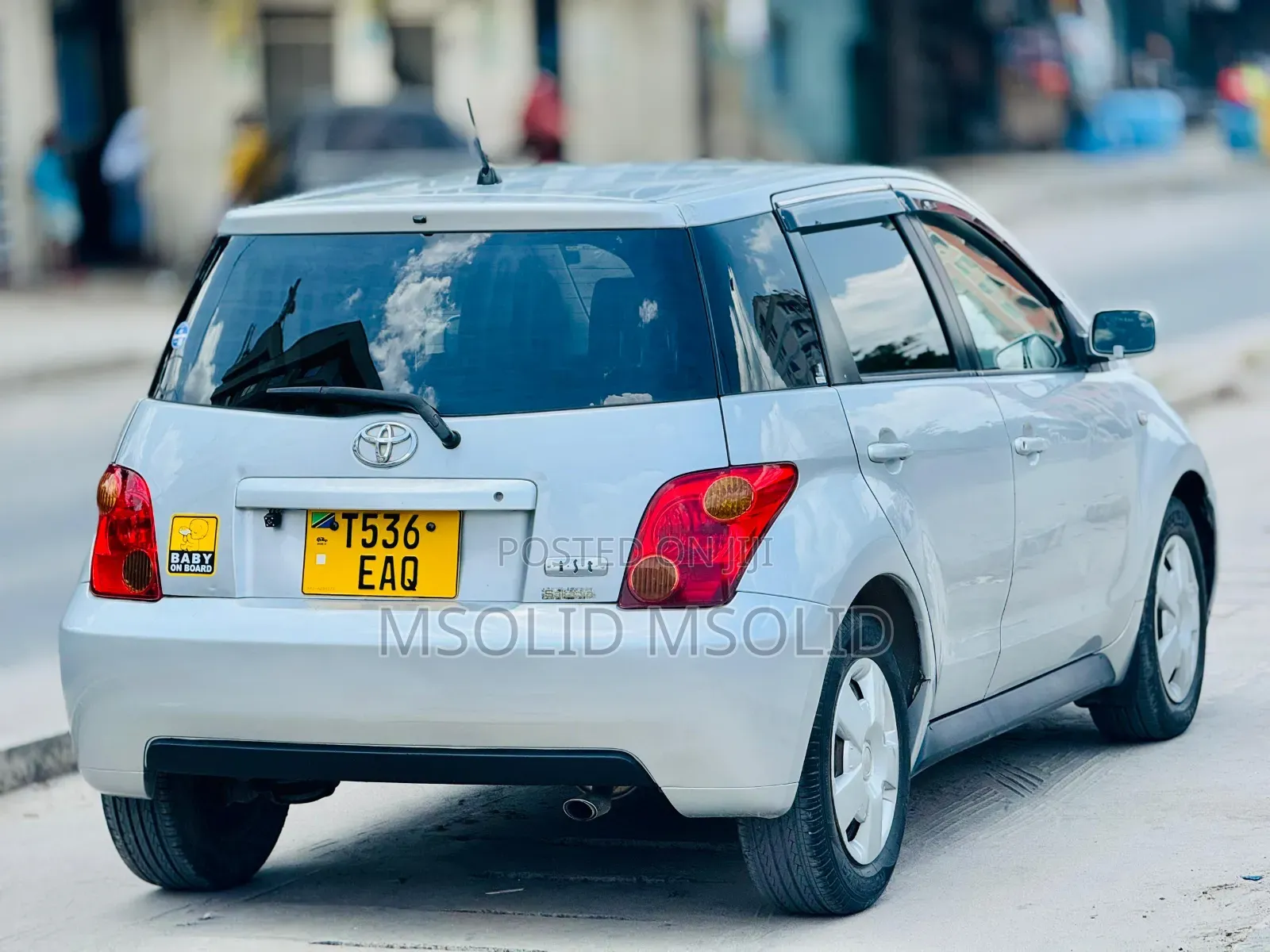 Toyota IST 2003 Silver