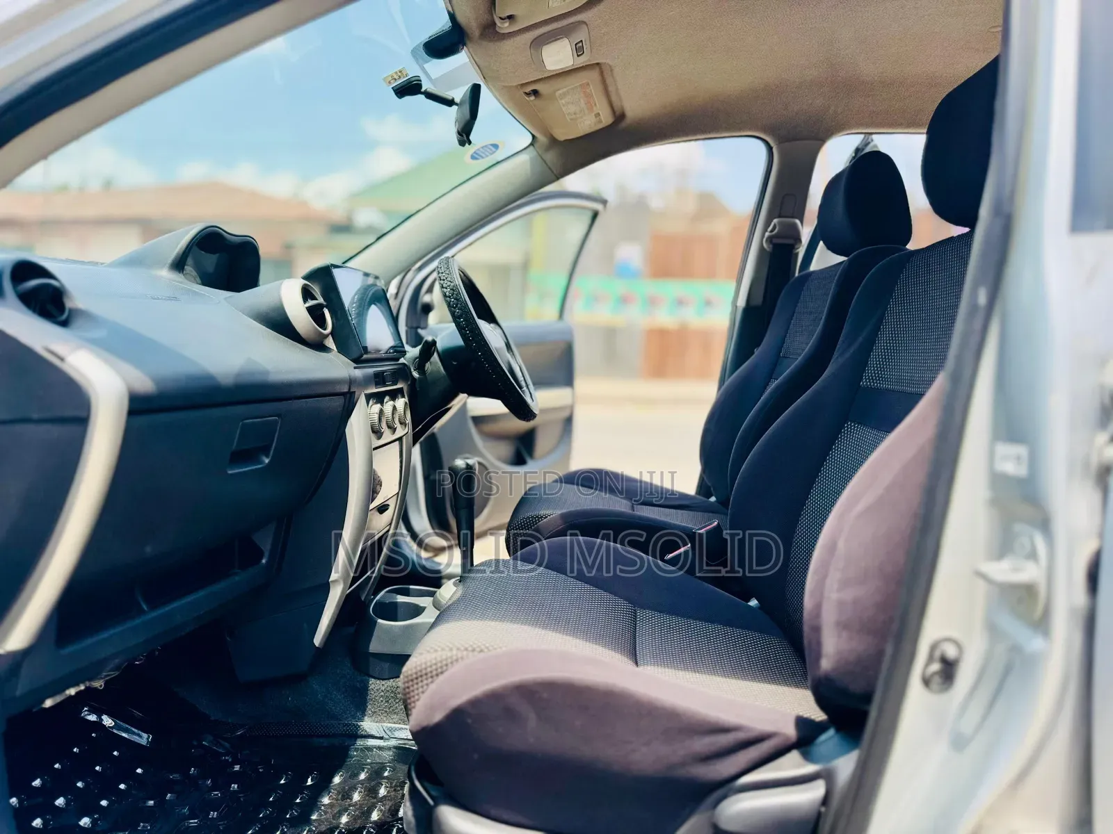 Toyota IST 2003 Silver
