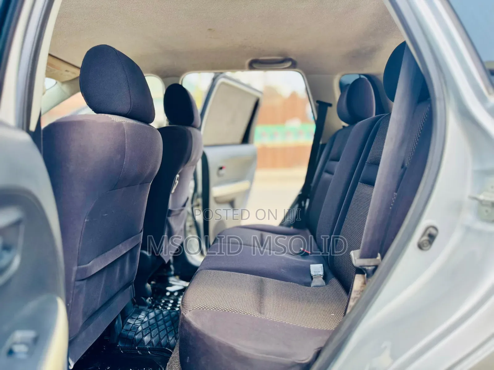 Toyota IST 2003 Silver
