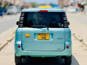 Toyota Sienta 2003 Blue