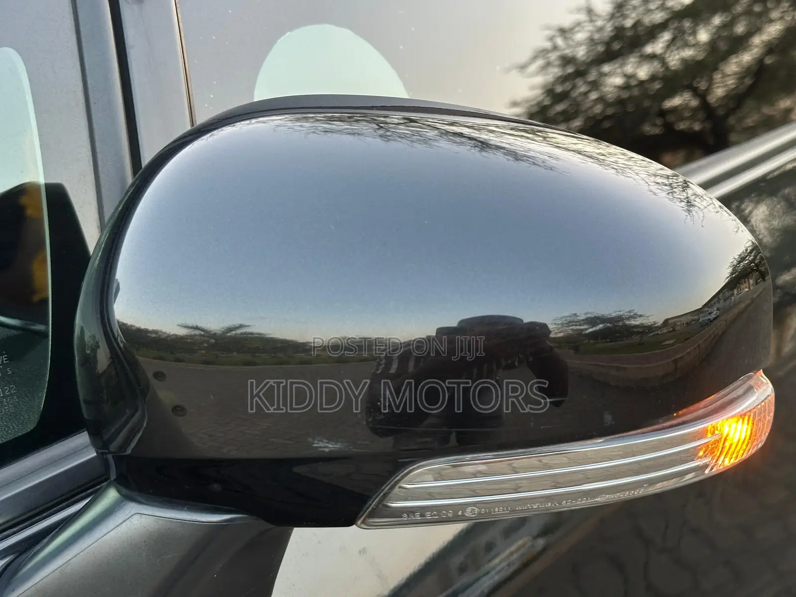Toyota Ractis 2010 Black