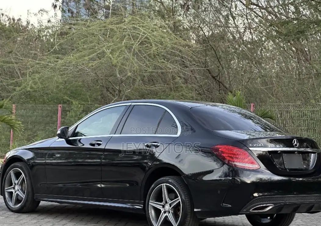 Mercedes-Benz C-Class 2014 Black